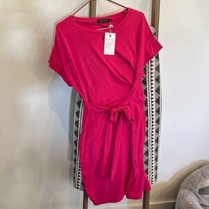 Hot pink Maxi dress brand new with tags